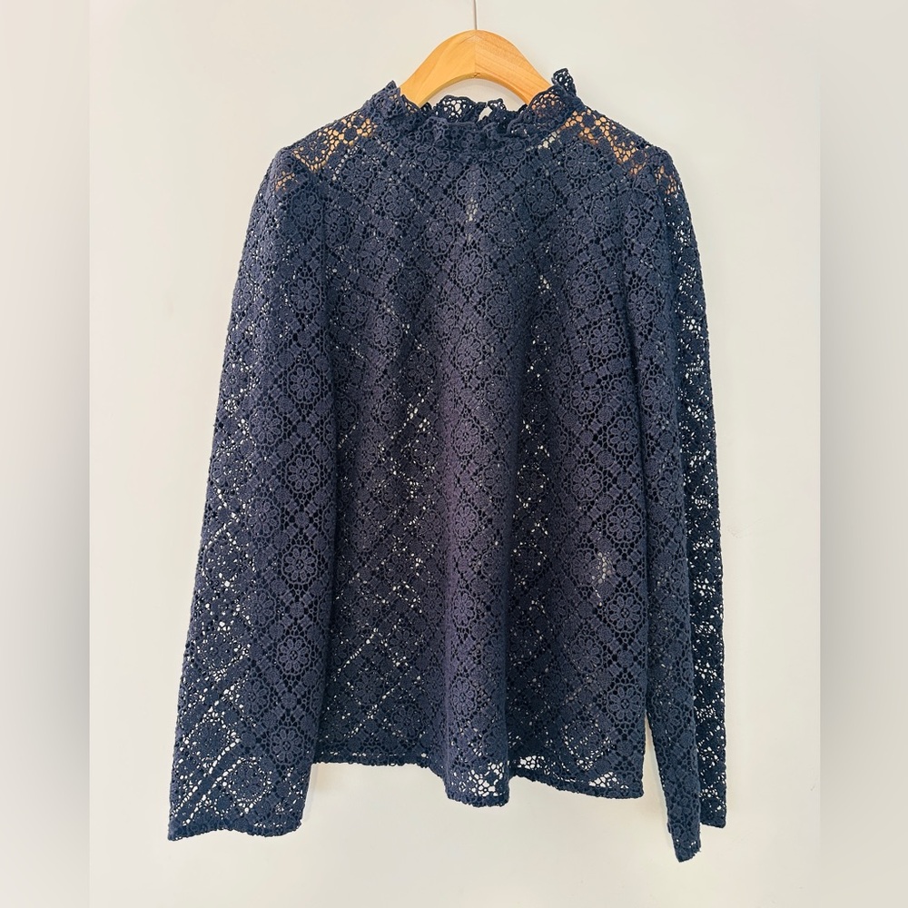 NWT Sezane Eglantine Guipure Blouse in Navy - Picture 5 of 12